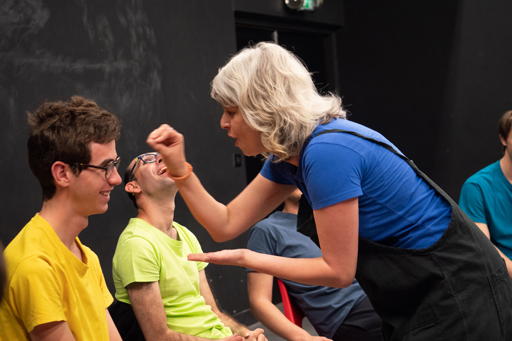 Les Renversés sur scène