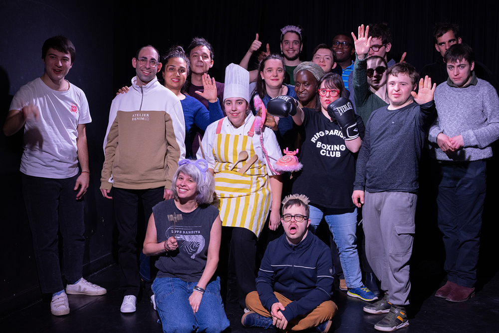 Les Renversés sur scène